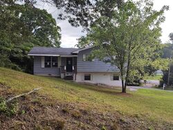Pre-foreclosure in  TAYLOR ST Rossville, GA 30741