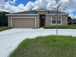Pre-foreclosure in  Sw Becker Rd Port Saint Lucie, FL 34953