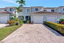 Pre-foreclosure in  Oakhurst Way West Palm Beach, FL 33404