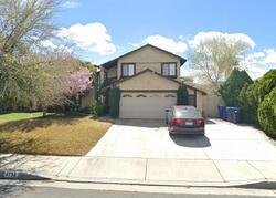 Pre-foreclosure in  Karling Pl Palmdale, CA 93552