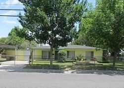 Pre-foreclosure in  Colfax Ave Modesto, CA 95354
