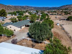 Pre-foreclosure in  Florencell Ave Acton, CA 93510