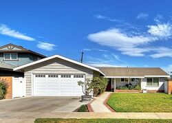 Pre-foreclosure in  Santa Rosalia St Fountain Valley, CA 92708