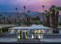 Pre-foreclosure in  S Sunrise Way Palm Springs, CA 92264