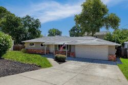Pre-foreclosure in  4th St Rocklin, CA 95677