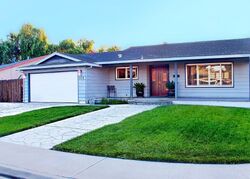 Pre-foreclosure in  Tanganyka Ct Antioch, CA 94509