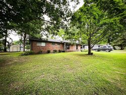 Pre-foreclosure in  Poplar Ave E Wynne, AR 72396