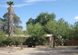 Pre-foreclosure in  E Nasumpta Dr Tucson, AZ 85715