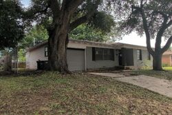 Pre-foreclosure in  Norma St Fort Worth, TX 76112