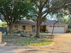 Pre-foreclosure in  Rio De Janeiro Cir North Richland Hills, TX 76180