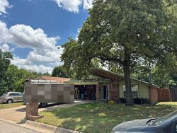 Pre-foreclosure in  Stage West Dr Arlington, TX 76017