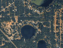 Pre-foreclosure in  Silver Lake Dr Interlachen, FL 32148