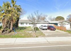 Pre-foreclosure in  Riosa Rd Sheridan, CA 95681