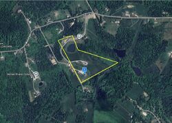 Pre-foreclosure in  Welsh Rd Washington, PA 15301