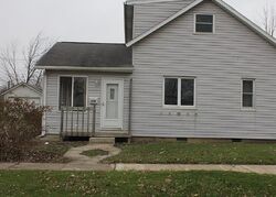 Pre-foreclosure in  Corwin St Defiance, OH 43512