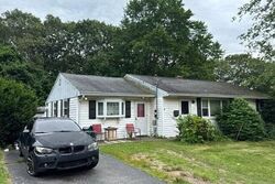 Pre-foreclosure in  Beth Ln Waterbury, CT 06705