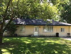 Pre-foreclosure in  MIMOSA DR Natchez, MS 39120