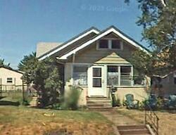 Pre-foreclosure in  Englewood Ave Saint Paul, MN 55104