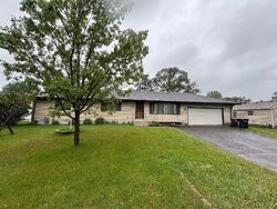  Burke Ave E, Saint Paul MN