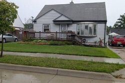 Pre-foreclosure in  Waldorf St Roseville, MI 48066