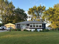 Pre-foreclosure in  Security Ln Bay City, MI 48706