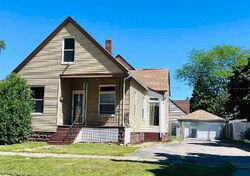 Pre-foreclosure in  Columbus Ave Bay City, MI 48708