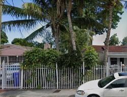  Nw 33rd St, Miami FL