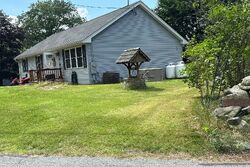 Pre-foreclosure in  Crestwood Dr Northborough, MA 01532