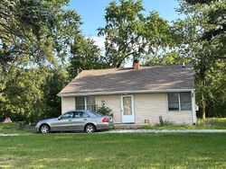 Pre-foreclosure in  W Monee Manhattan Rd Monee, IL 60449