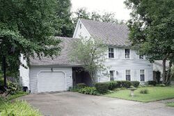 Pre-foreclosure in  Scarborough Dr Versailles, KY 40383