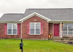 Pre-foreclosure in  Success Ln Louisville, KY 40229