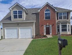 Pre-foreclosure in  Bluegrass Vw Fairburn, GA 30213