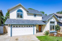 Pre-foreclosure in  N Price Ave Fresno, CA 93720