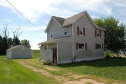 Pre-foreclosure in  W SHELLHAMMER ST Harmon, IL 61042