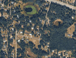 Pre-foreclosure in  Se 230th St Hawthorne, FL 32640
