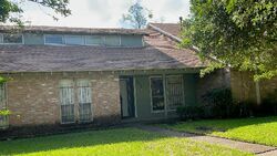Pre-foreclosure in  EASTHAMPTON DR Houston, TX 77039