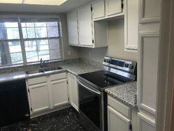 Pre-foreclosure in  WEDGLEA DR Dallas, TX 75211