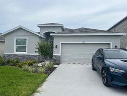 Pre-foreclosure in  Woodland Sage Dr Sarasota, FL 34238