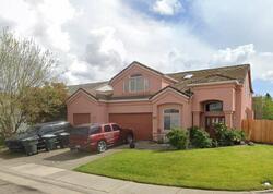 Pre-foreclosure in  MARBLE BAY CT Sacramento, CA 95829