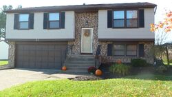 Pre-foreclosure in  Rollingwood Dr Lancaster, NY 14086
