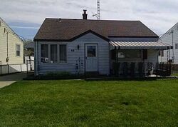 Pre-foreclosure in  Dixon Dr Buffalo, NY 14223