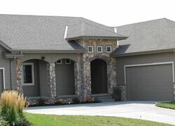 Pre-foreclosure in  S 104th St La Vista, NE 68128