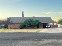 Pre-foreclosure in  E 9TH ST Douglas, AZ 85607