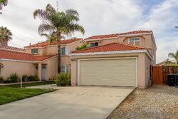 Pre-foreclosure in  CARNATION AVE Hemet, CA 92545