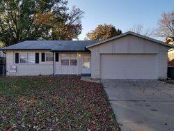 Pre-foreclosure in  S 124TH EAST AVE Tulsa, OK 74146