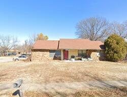 Pre-foreclosure in  E 38th Pl Tulsa, OK 74146