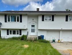Pre-foreclosure in  Novak Rd Grafton, OH 44044