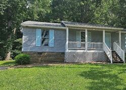 Pre-foreclosure in  Tamalpais Ct Charlotte, NC 28215