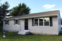 Pre-foreclosure in  DUNCAN ST Fall River, MA 02721