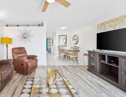 Pre-foreclosure in  Ne 6th Ave c Miami, FL 33162